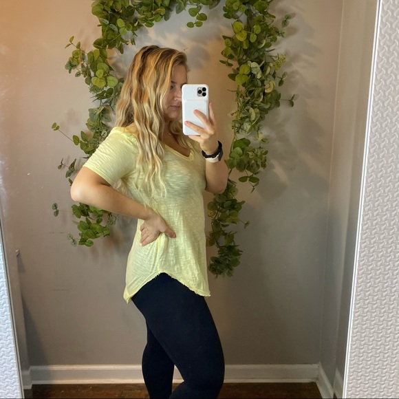 Anthropologie light yellow short sleeve tunic XXS - Picture 2 of 9